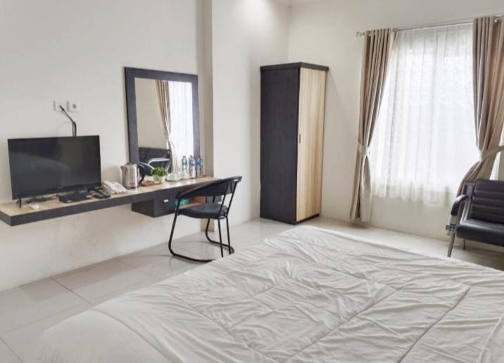 Khariz Hotel Bukittinggi Buitenkant foto